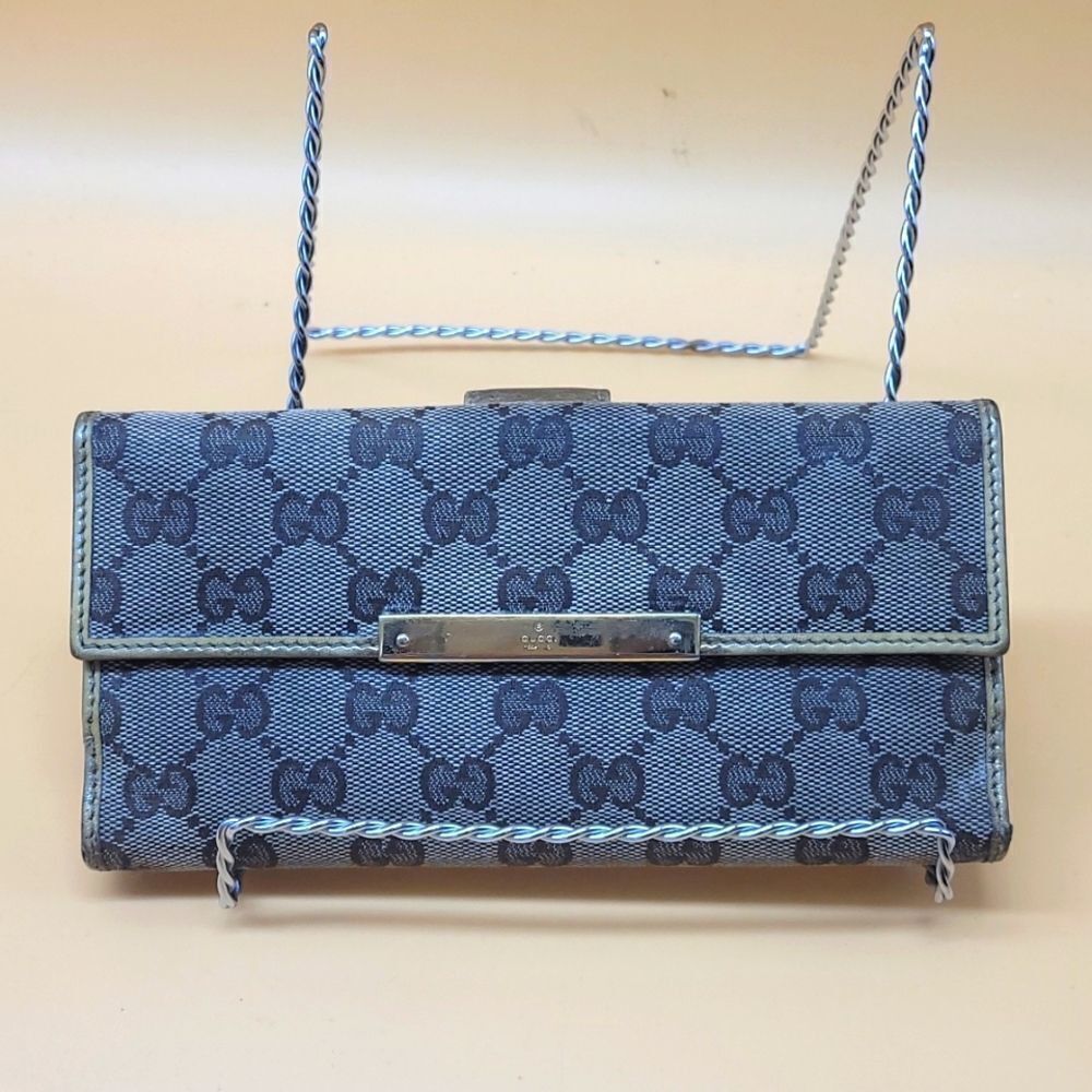 Authentic Gucci GG Monogram Wallet